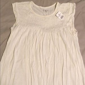 NWT cream top